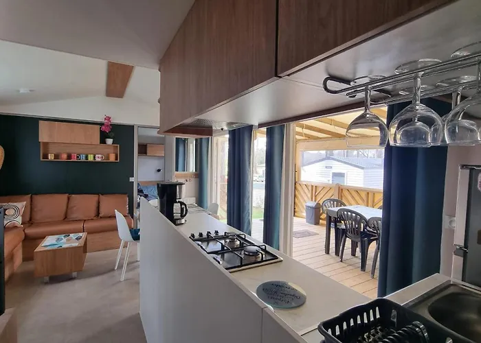 Σπίτι διακοπών A Avec Piscine Partagee *