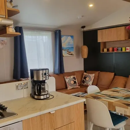Holiday home Piriac-sur-mer: 3-bedroom Garden Retreat With Shared Pool Piriac-sur-Mer