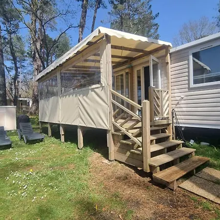 Vakantiehuis A Avec Piscine Partagee *